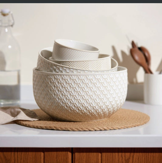 EMBOSSED NESTING BOWL SET
